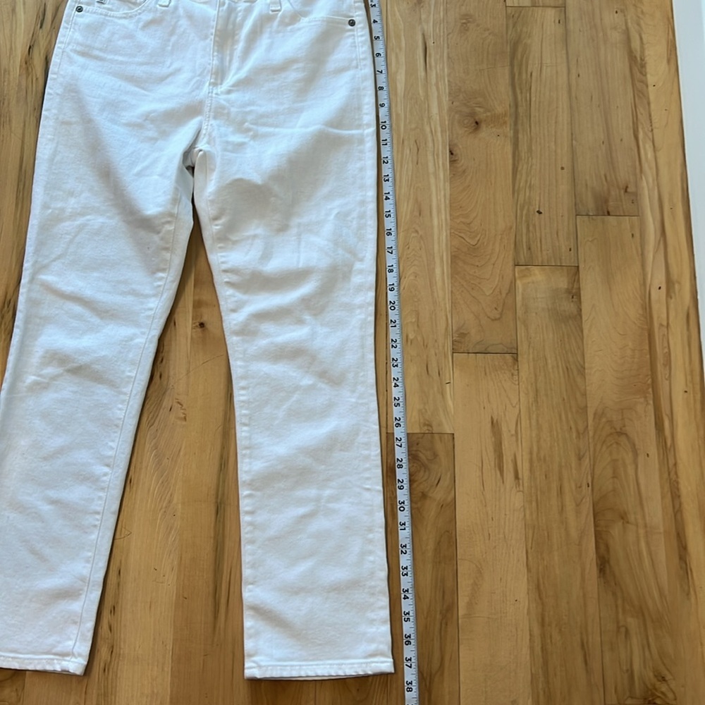 AG Adriano Goldschmied Mari White Jeans, Size 28R - Picture 12 of 12